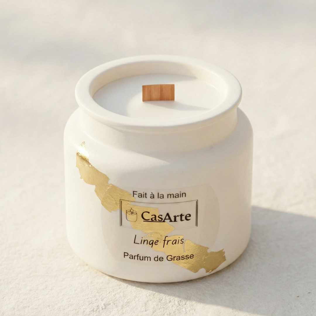 Coffret bougie parfum Linge Frais avec plateau ovale en jesmonite fait main Casarte